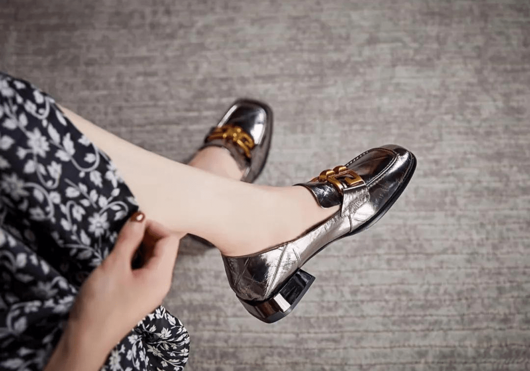 slom|早秋的第一双美鞋 锁定每个时髦瞬间