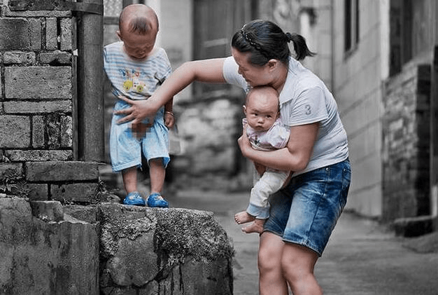 时间|很有趣，二胎家庭才有的14个“小秘密”，看到第几个想退缩？