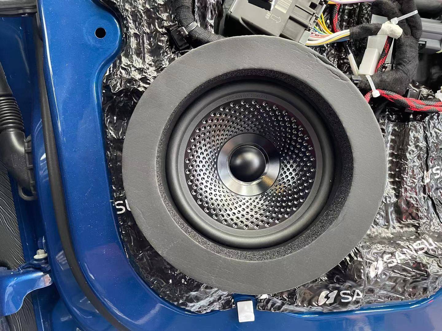 家升级隔音音响改装德国彩虹slproc260二分频套餐汕头星悦汽车音响