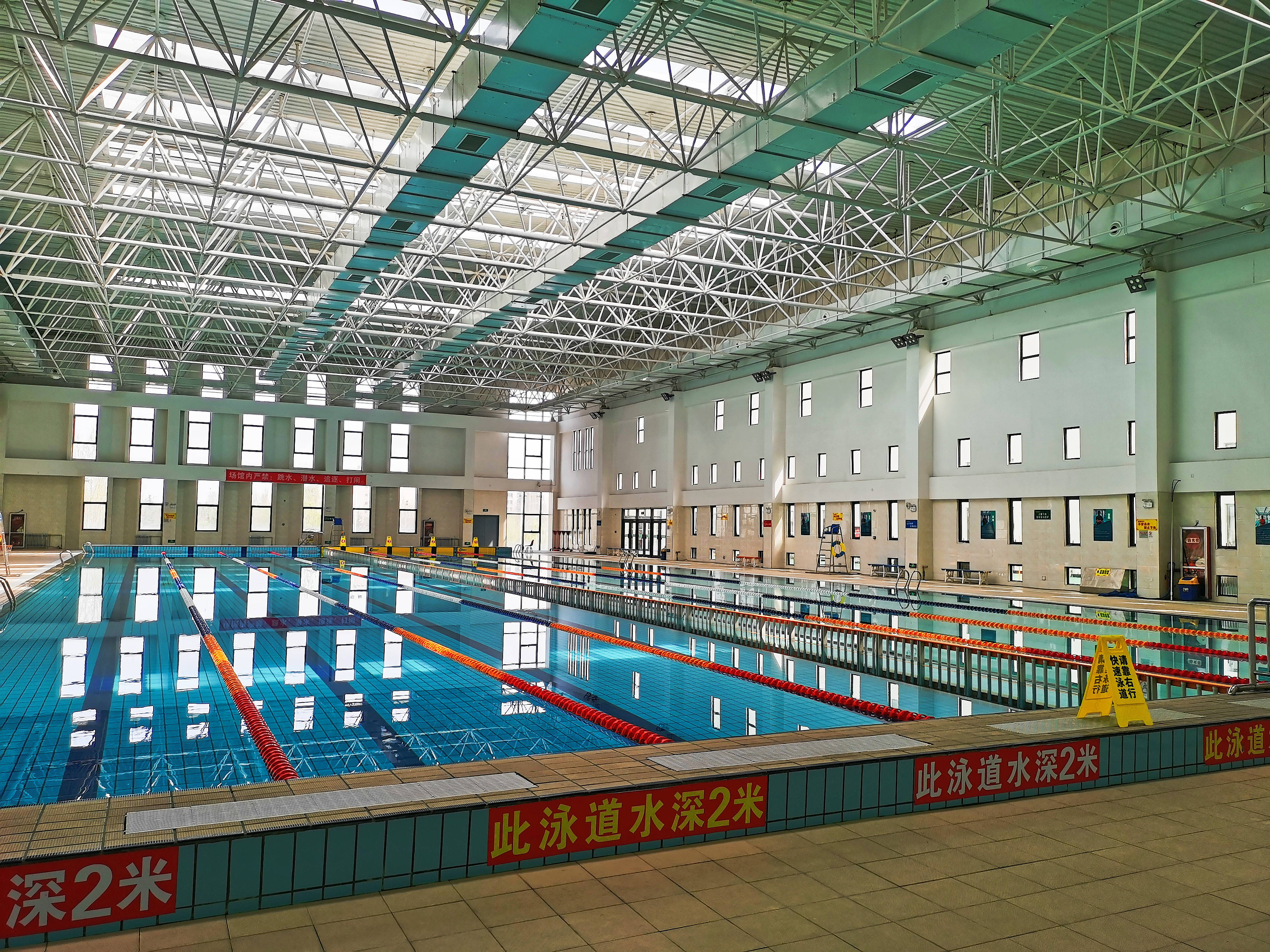 西安财经大学游泳馆重庆大学游泳池疫情当前,联盛公司呼吁大家要注重