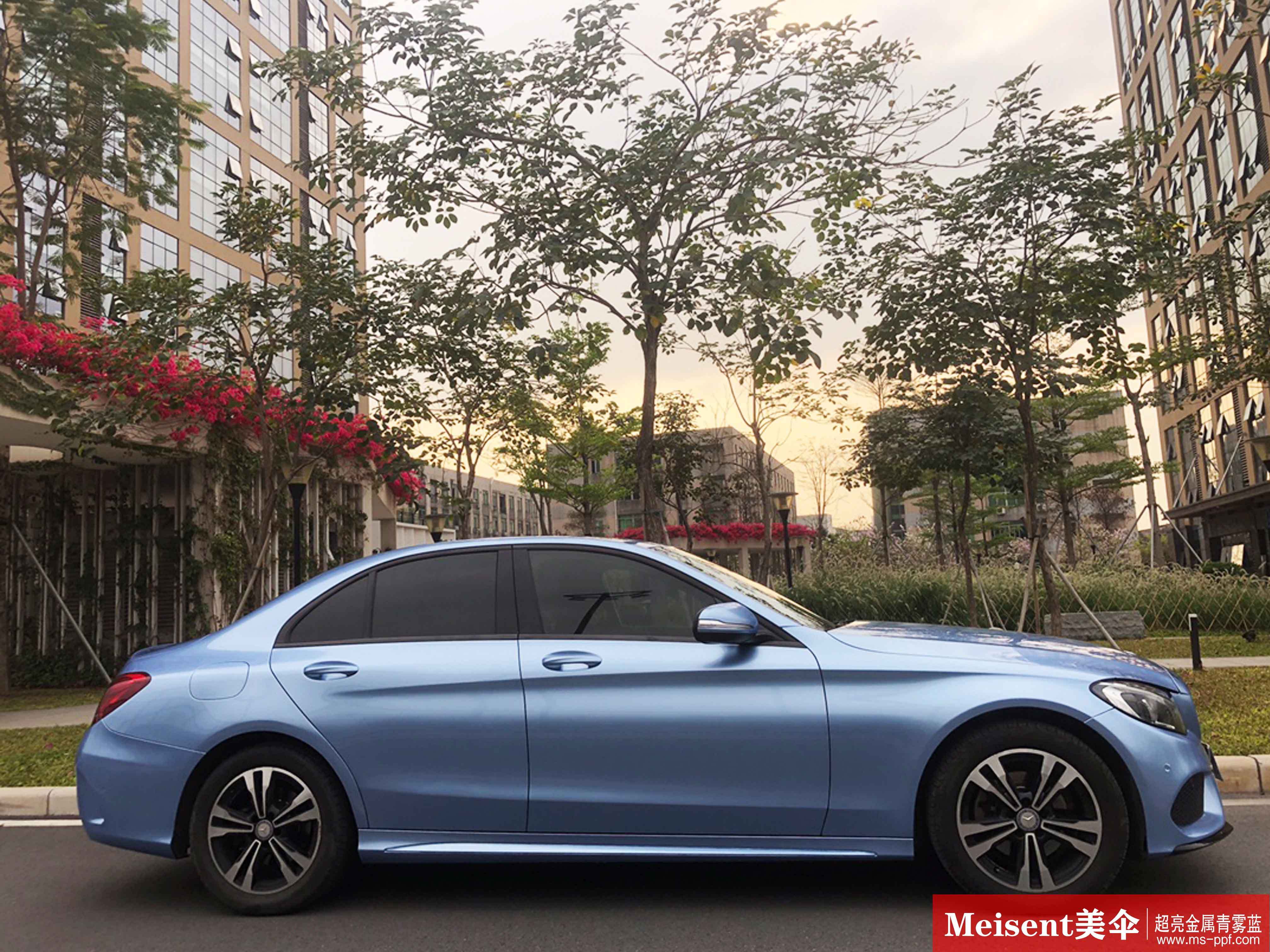 美国meisent美伞进口高端改色膜超亮金属青雾蓝奔驰