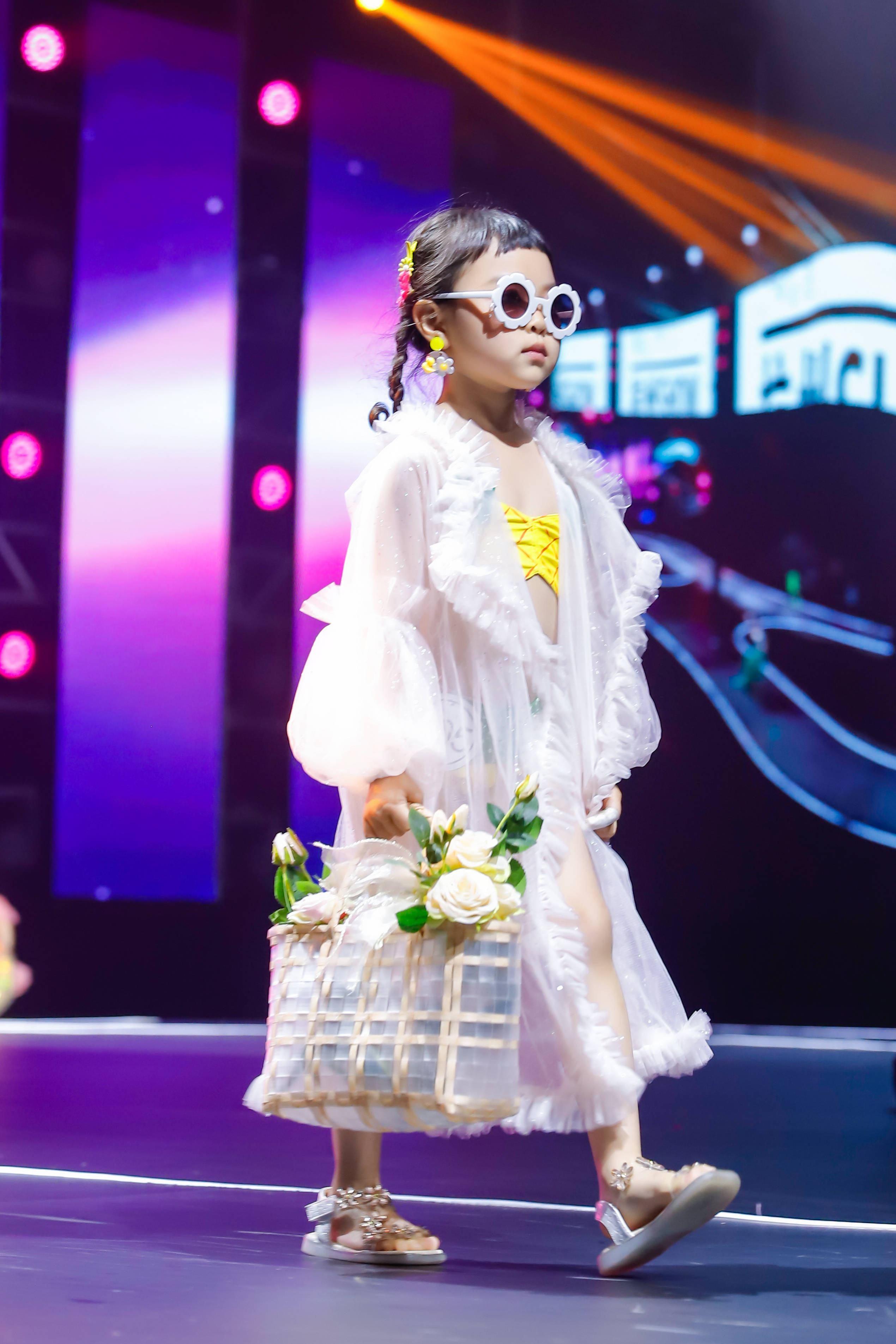 秦皇岛少儿模特培训基地——瑭朝超模丨孩子气质从小培养_儿童