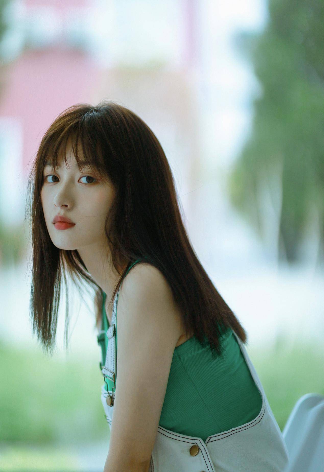 李澳曝最新闲适清新写真 静心对话秋日私语