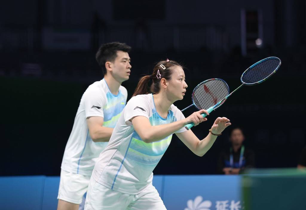 全运会羽毛球混双半决赛郑思维黄雅琼获胜