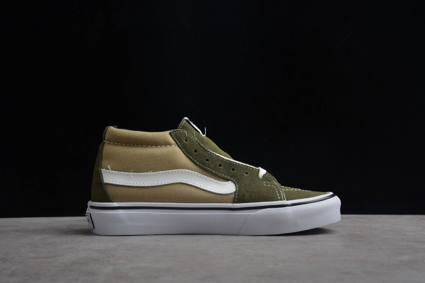 黑色 万斯 Vans Sk8-Mid Vault x JJJJound 联名中帮麂皮帆布鞋