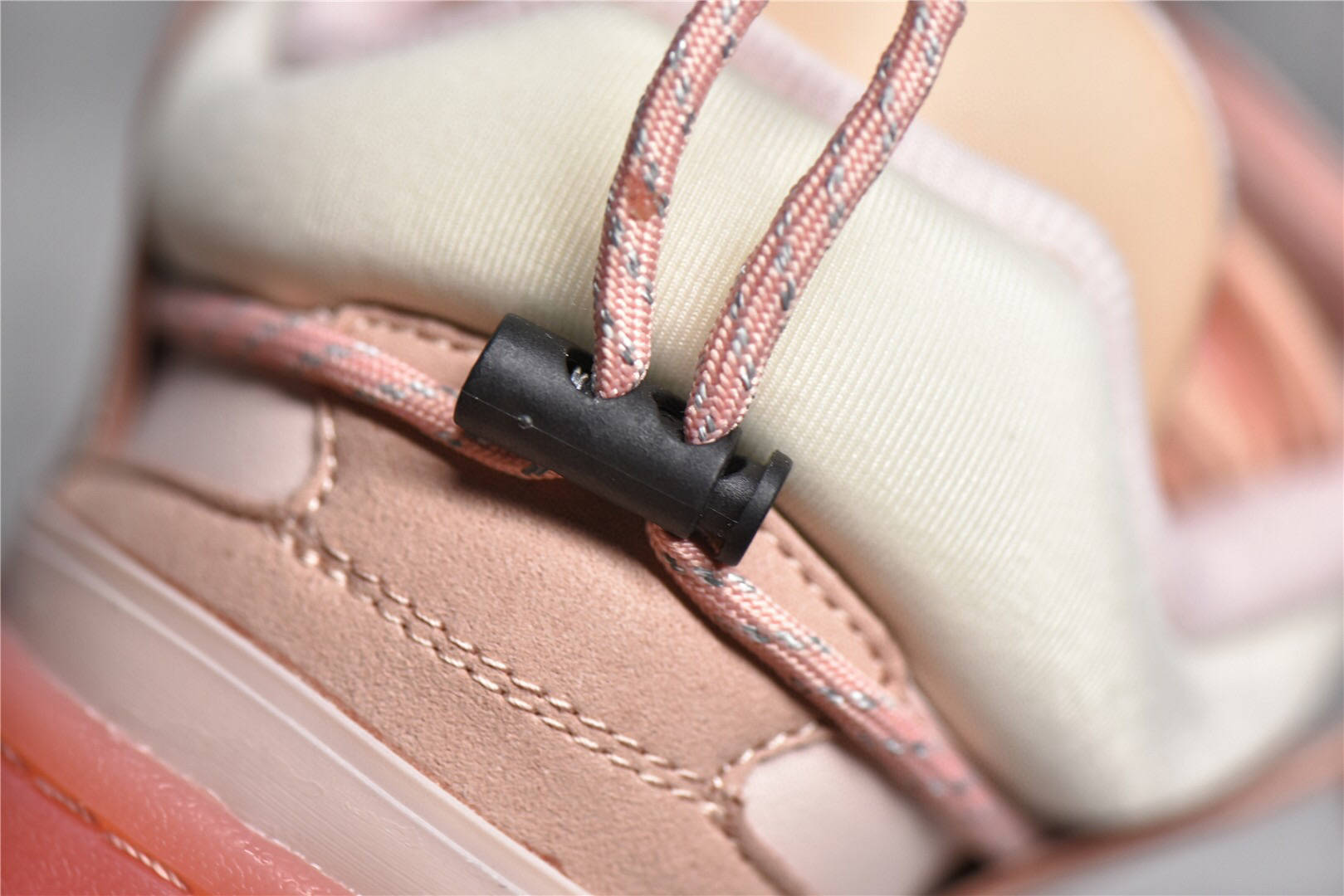 细节 阿迪达斯中秋兔 Bad Bunny x Adidas Forum Low 联名低帮运动鞋