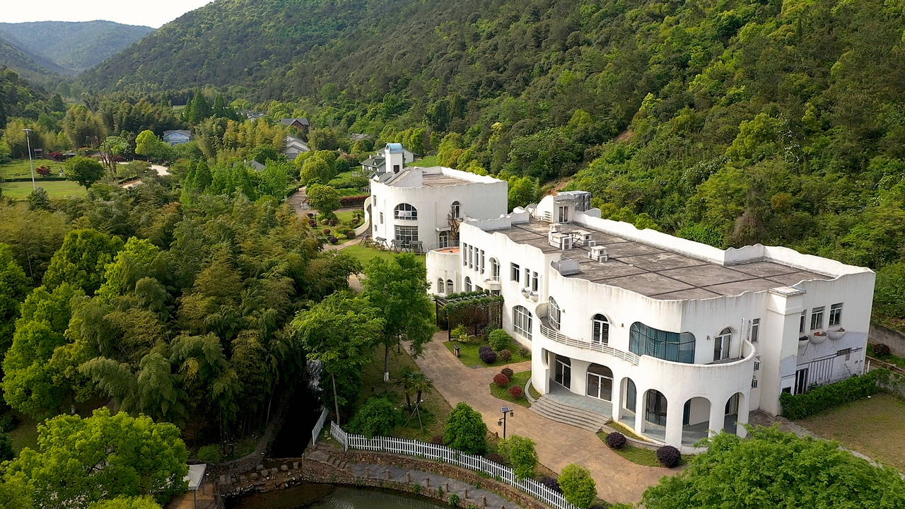 浙江长兴川步长寿村小瘾绿野仙踪民宿村