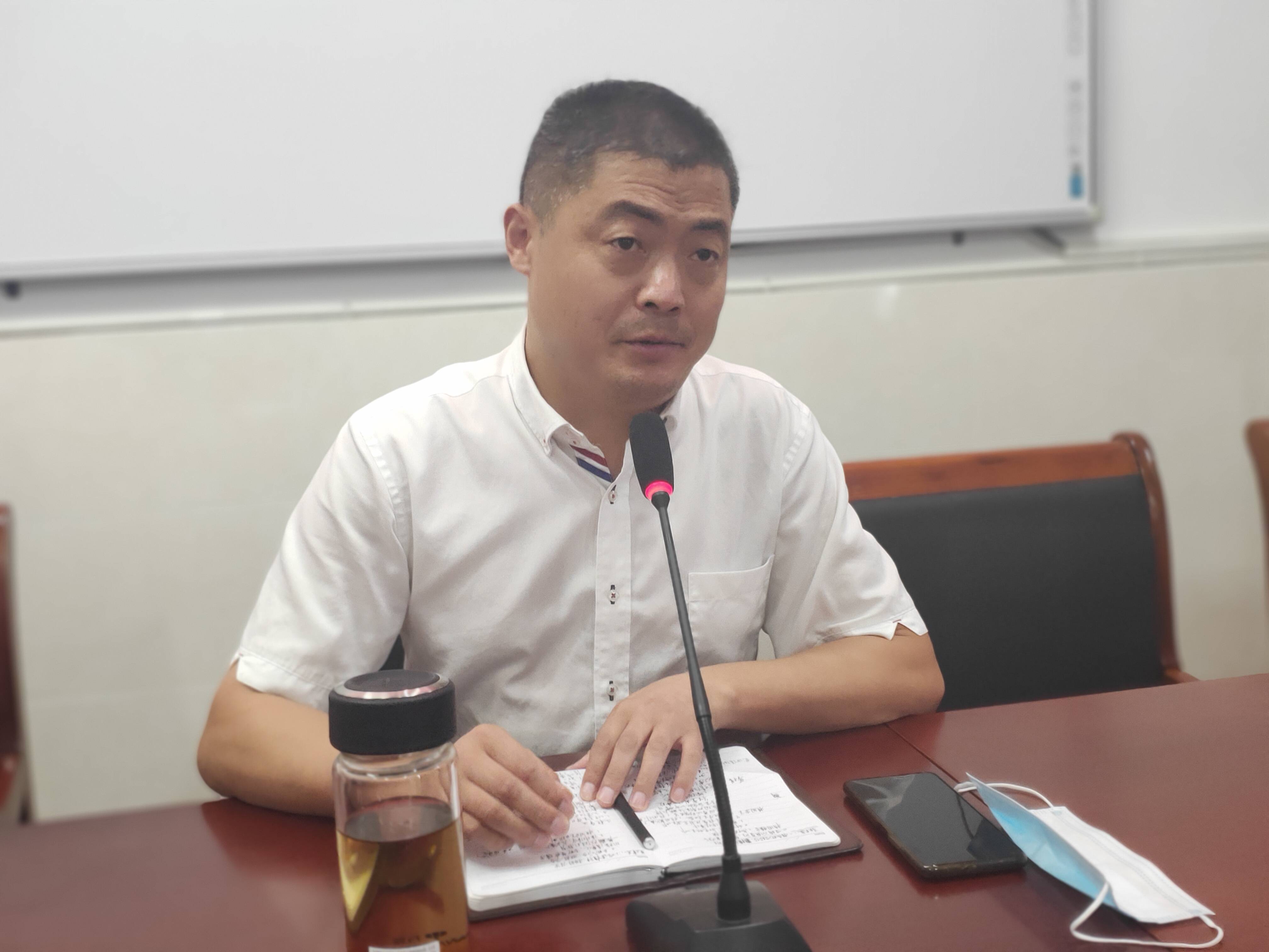 宝应西安丰镇中心初中召开2021年度秋学期开学安全暨疫情防控工作会议