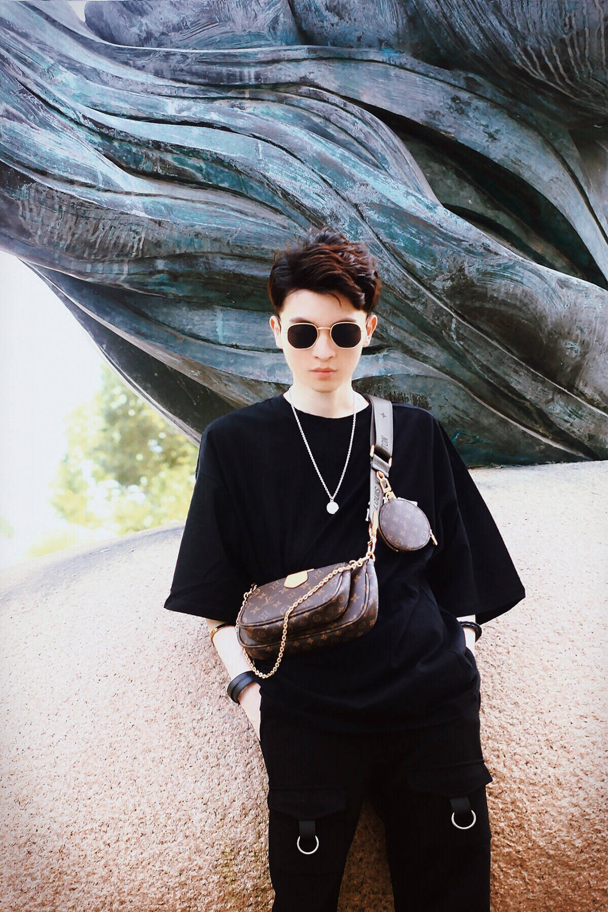 中裤 男士时尚丨黑色T恤破洞裤、流苏皮衣，皮鞋，单品！