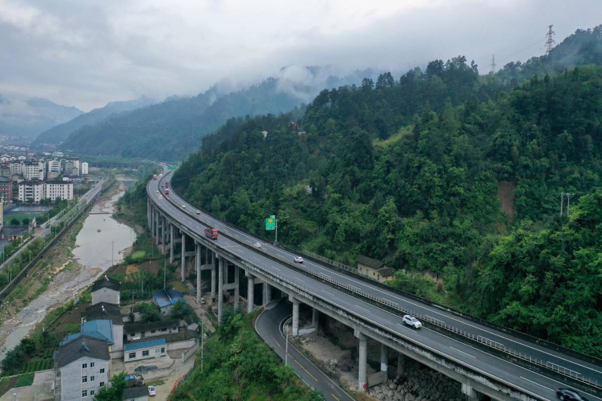 江苏这条高速长约126公里，有路段启动，预计2025年底前全线建成_宁盐_高速公路_南京