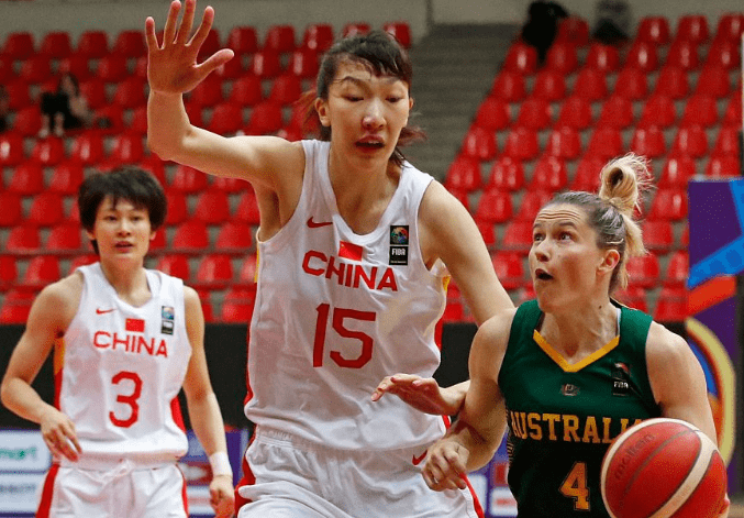 对手|女篮大胜澳洲迎4利好！避免提前碰日本 将硬骨头送给卫冕冠军？