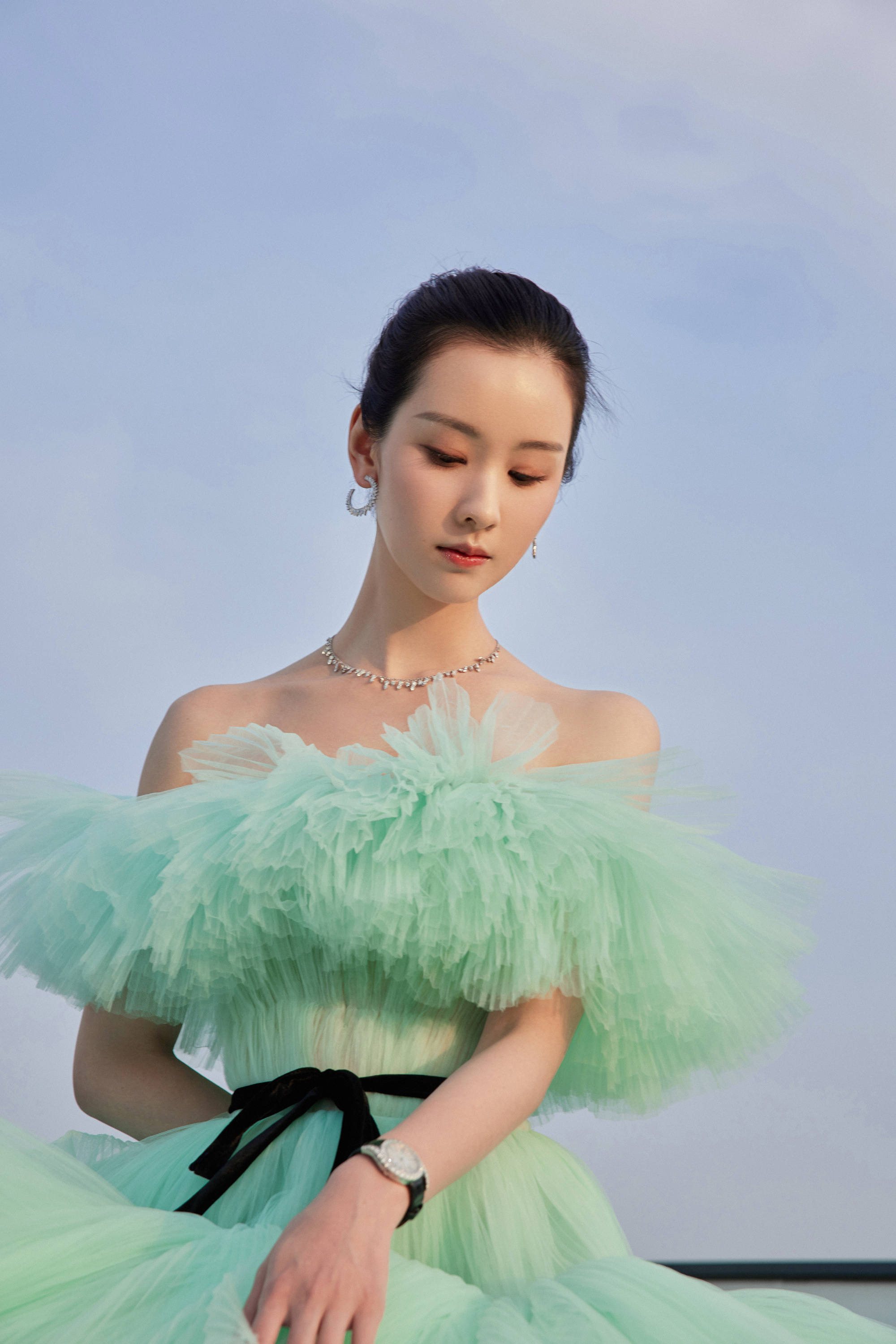 美女图——陈都灵