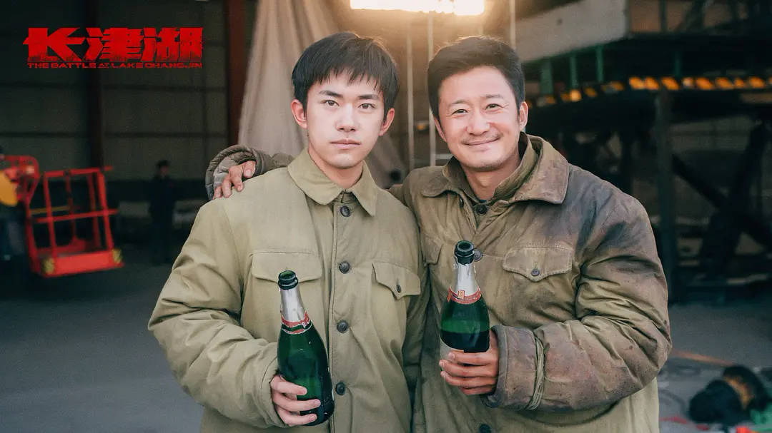 《長津湖》破多項記錄，易烊千璽主演票房超40億，這是一次流量和主旋律的雙贏 娛樂八卦吃瓜 第4张