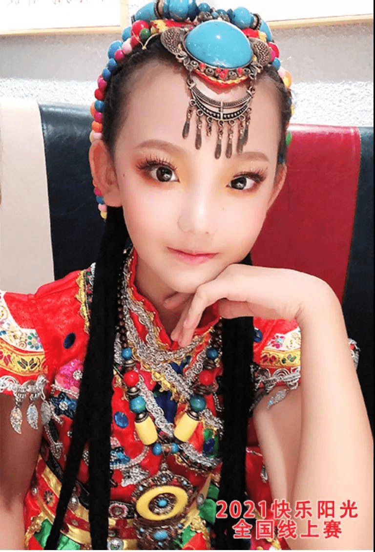 决赛|热烈祝贺我校小歌手梁诗雨获得“快乐阳光全国赛”大奖