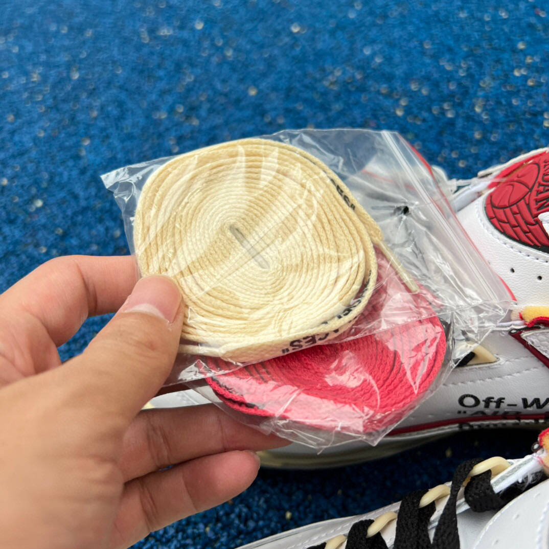 Low 乔丹二代联名 OFF-WHITE x Air Jordan 2 Low SP 黑白红解构篮球鞋测评