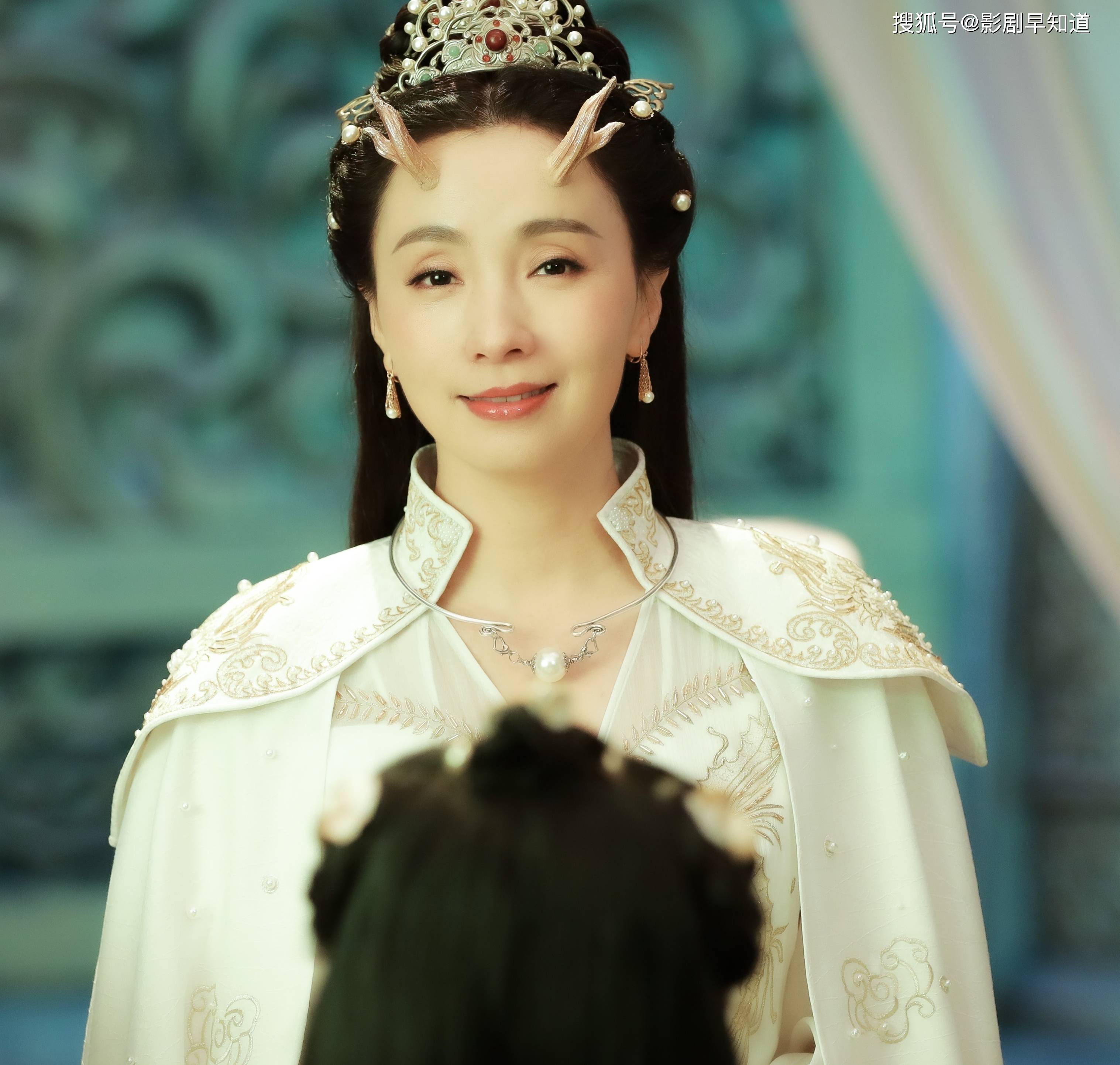 版《春光灿烂猪八戒》,陶虹翁虹来助阵,拍摄时间却不足20天_杨祺如