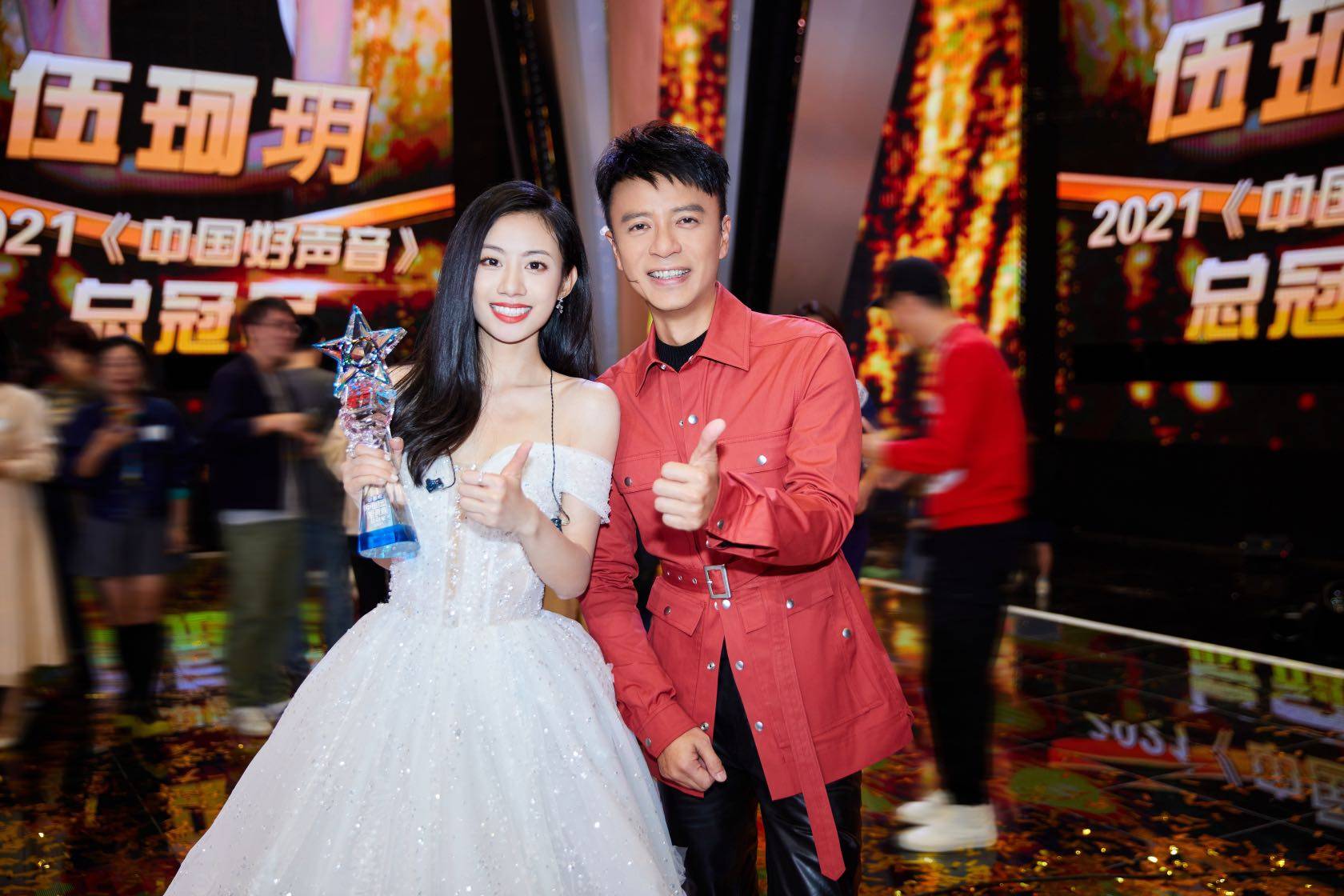 总决赛|李克勤获《中国好声音2021》冠军导师 刷新实力引领粤语新风潮