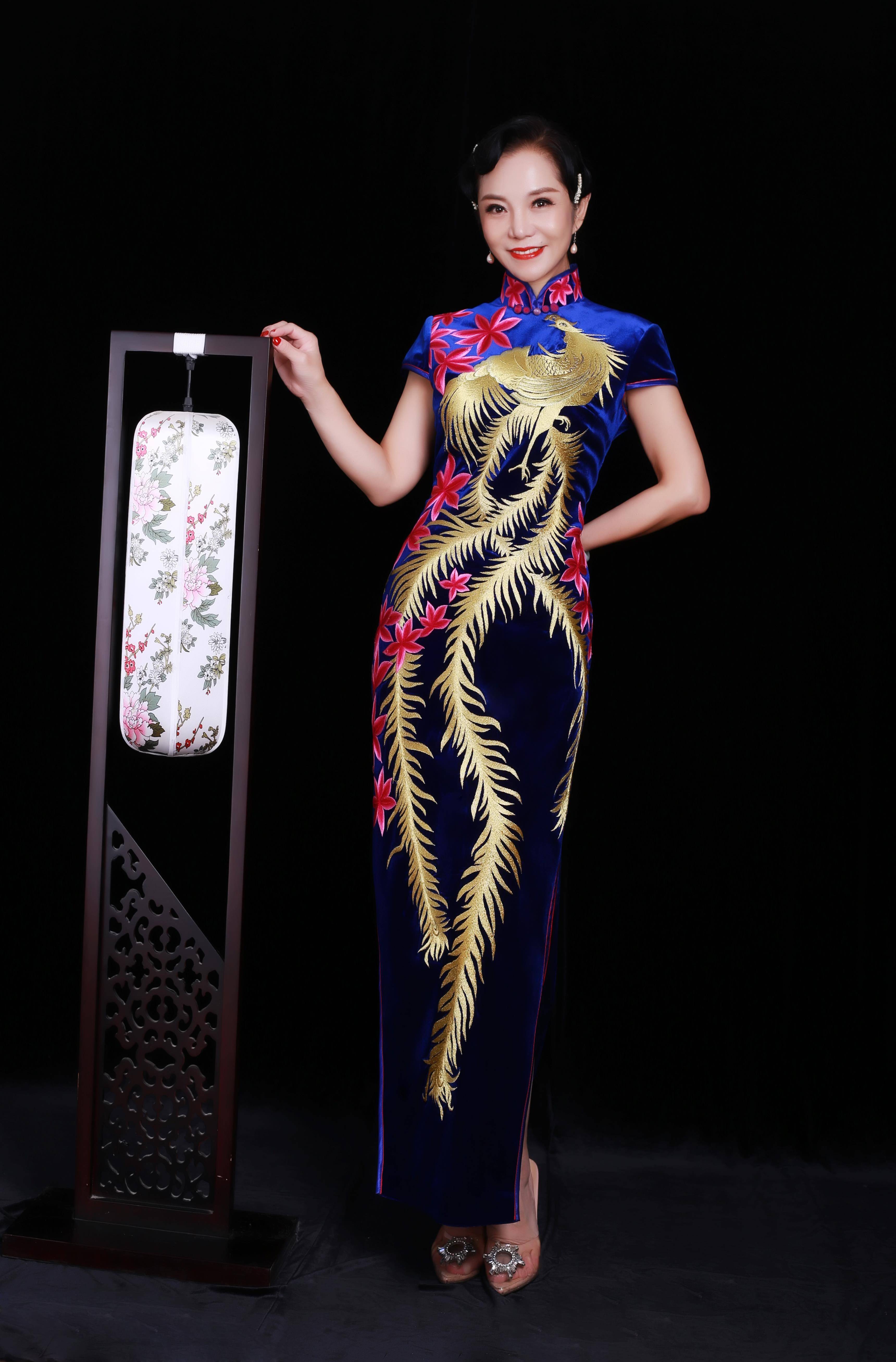 质疑 还在质疑自己穿旗袍不好看，那是你没有选对合适的