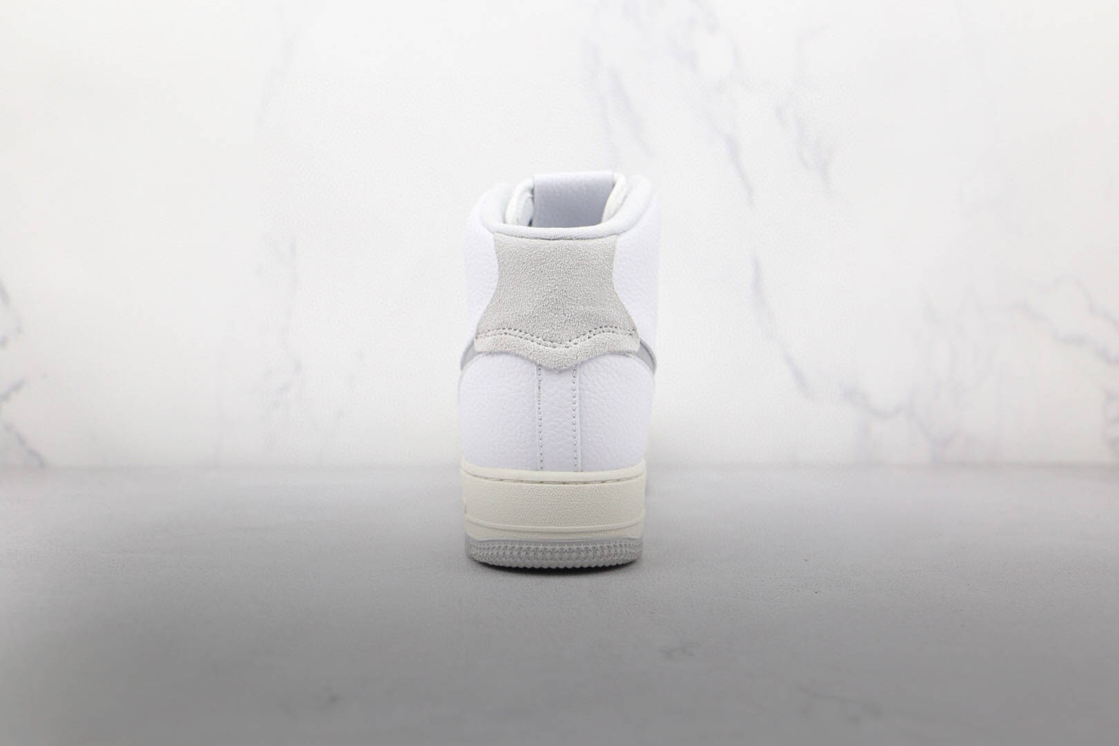 Nike 耐克 Nike Air Force 1 High Strapless 空军一号米白银灰高帮运动鞋