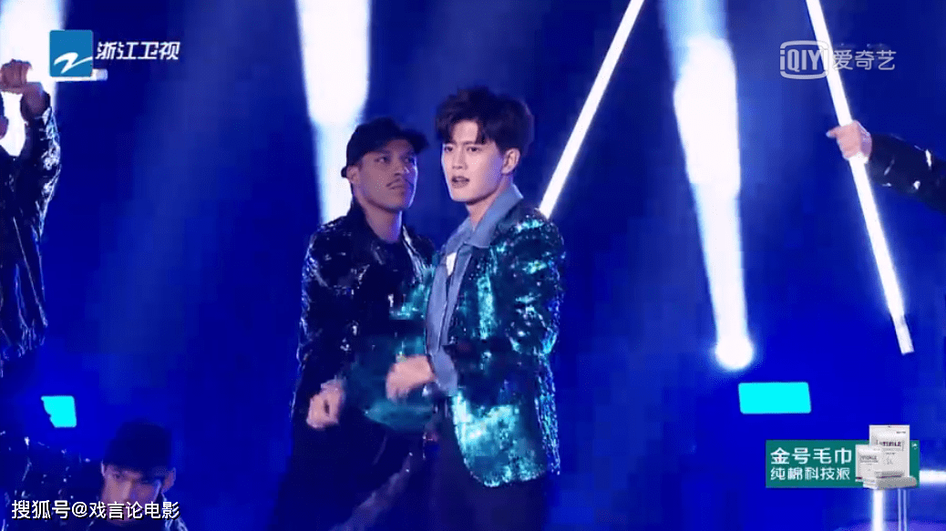 梦想|《嗨放派》完美收官，快闪演唱会，惊艳全网，观众不舍任嘉伦！