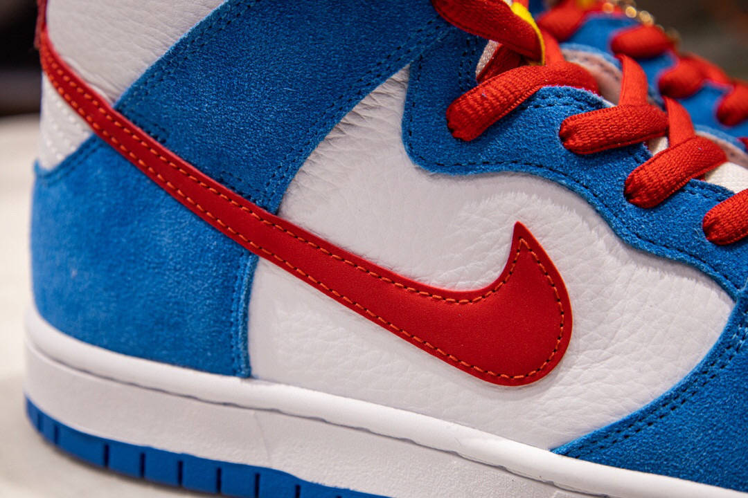 耐克机器猫哆啦a梦nikesbdunkhighdoraemonphotoblue滑板鞋