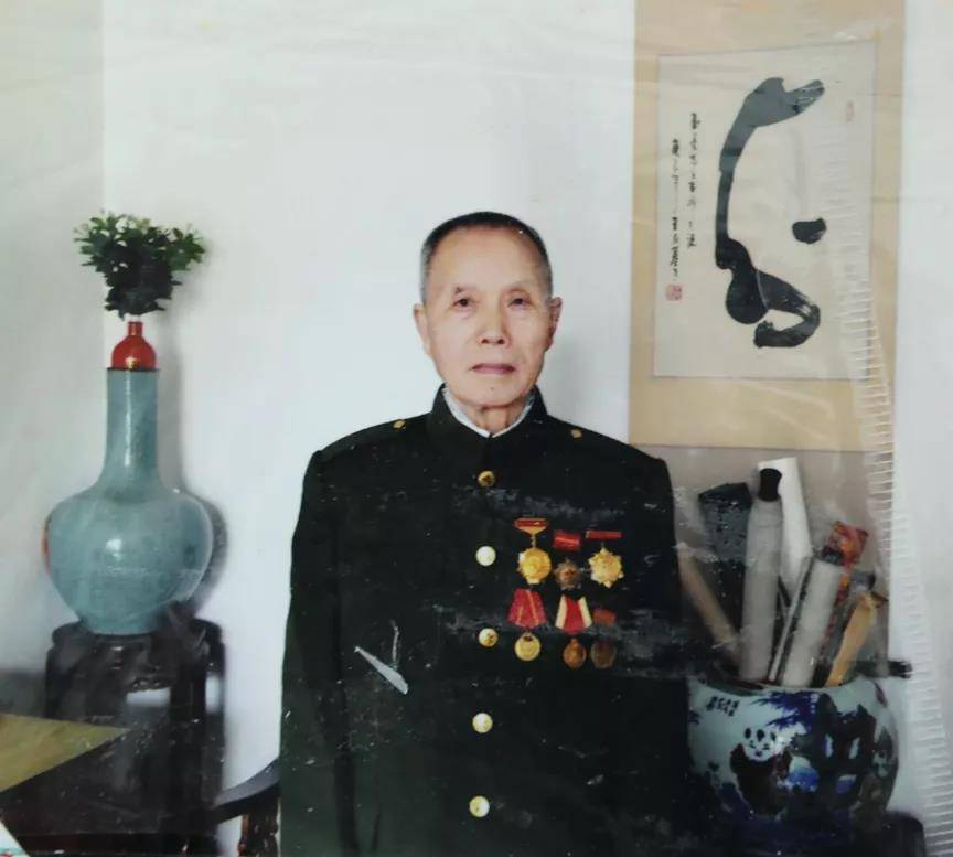 致敬抗美援朝战争中可爱的通信战士