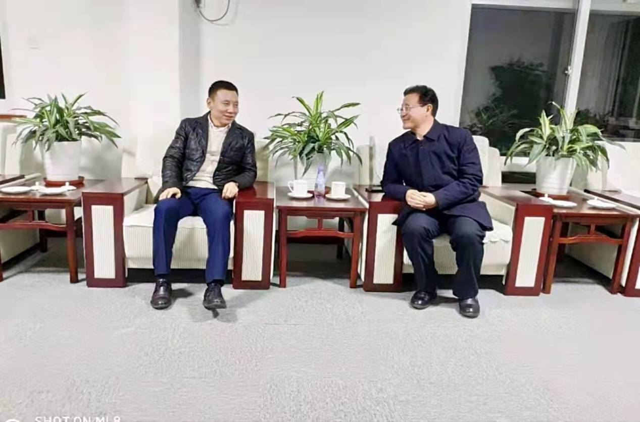 杨凯国会见涿州市人大副主任王保国_发展