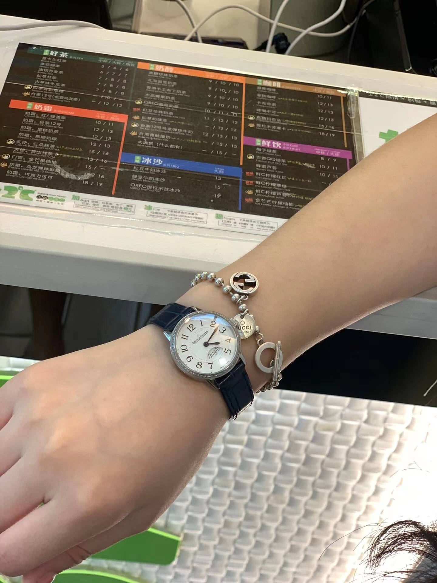 ����Լ��ϵ������������⣬������Զ��覣�Լ���������