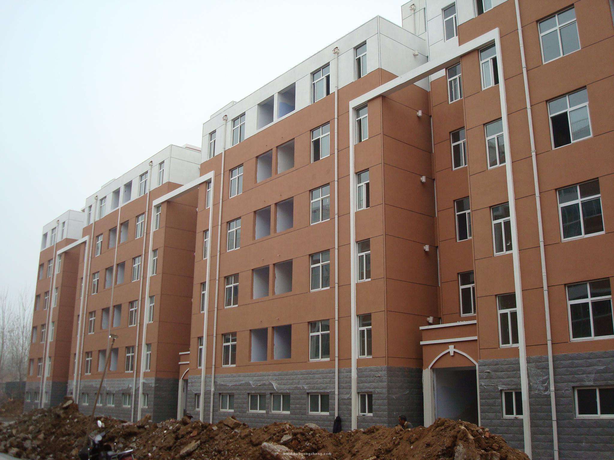 临汾乳胶漆厂家,选用乳胶漆要做到这几点才能做到光滑细腻不开裂_施工