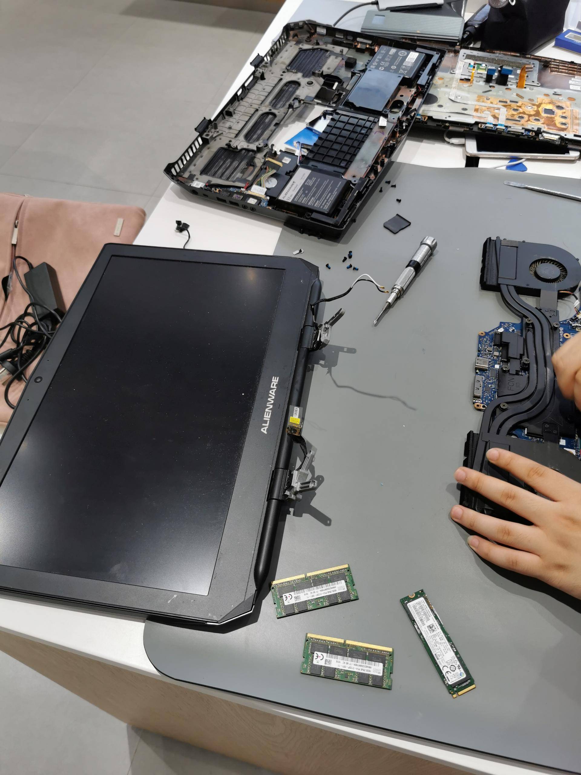 外星人笔记本官方旗舰店售后服务 ab25bc0158dd4571a637731f0d774928.jpeg