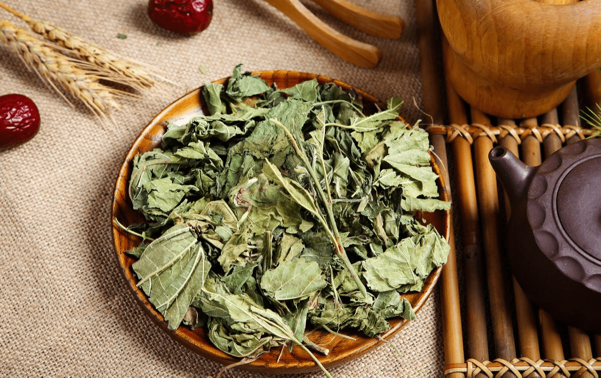 尿酸|小便是尿酸“警示器”!排尿时出现3种异常,尿酸恐已超“标准线”