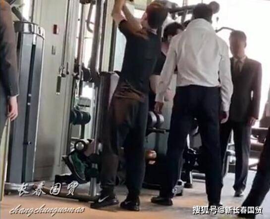 前中国首富王健林去世？官方紧急辟谣！网友晒其健身照老当益壮