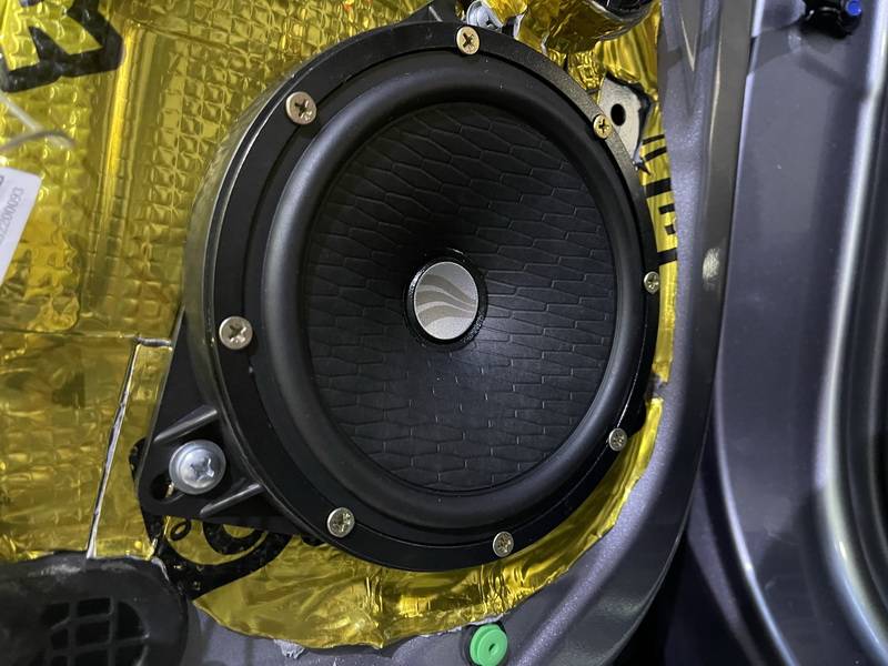 向美好出发 比亚迪宋plus汽车音响改装德国彩虹el-c6.2两分频