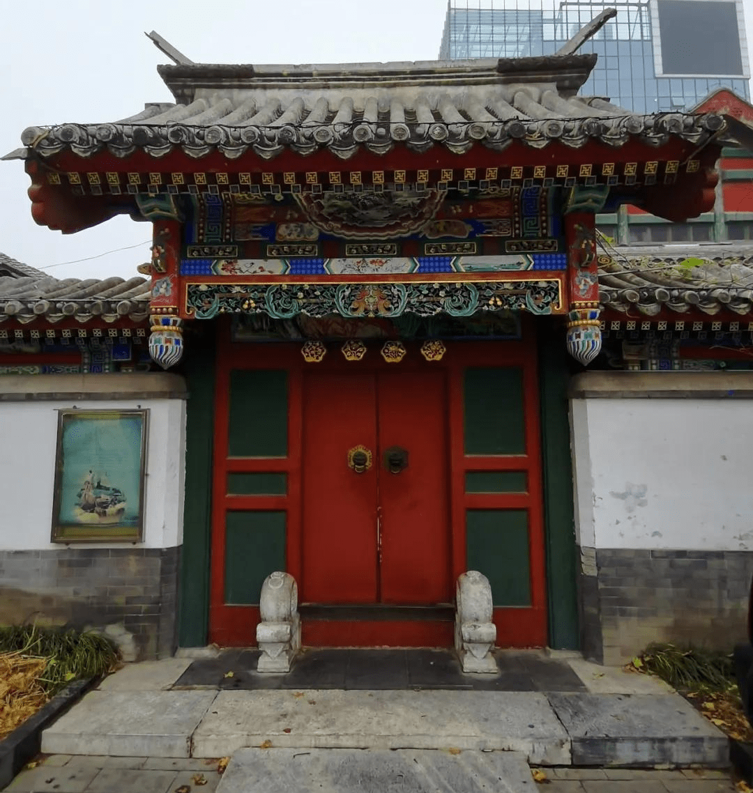 北京湖广会馆建立于清朝嘉庆十二年(1807年),相当于现在湖南湖北省