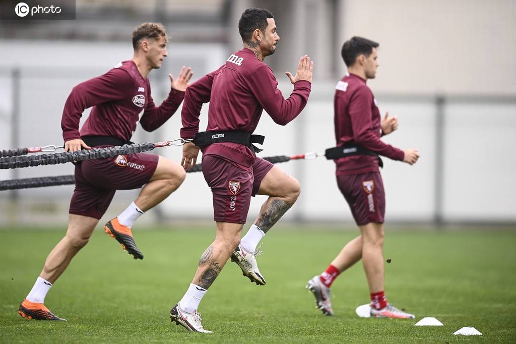 是一家位于意大利皮埃蒙特大区首府都灵的足球俱乐部,成立于1906 122