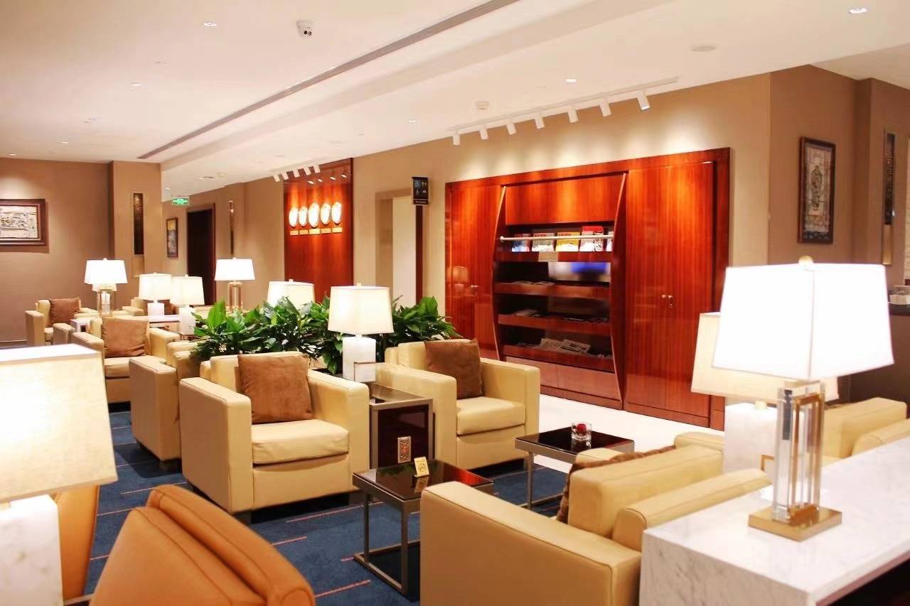 易八出行机场贵宾服务，等待亦享尊贵！