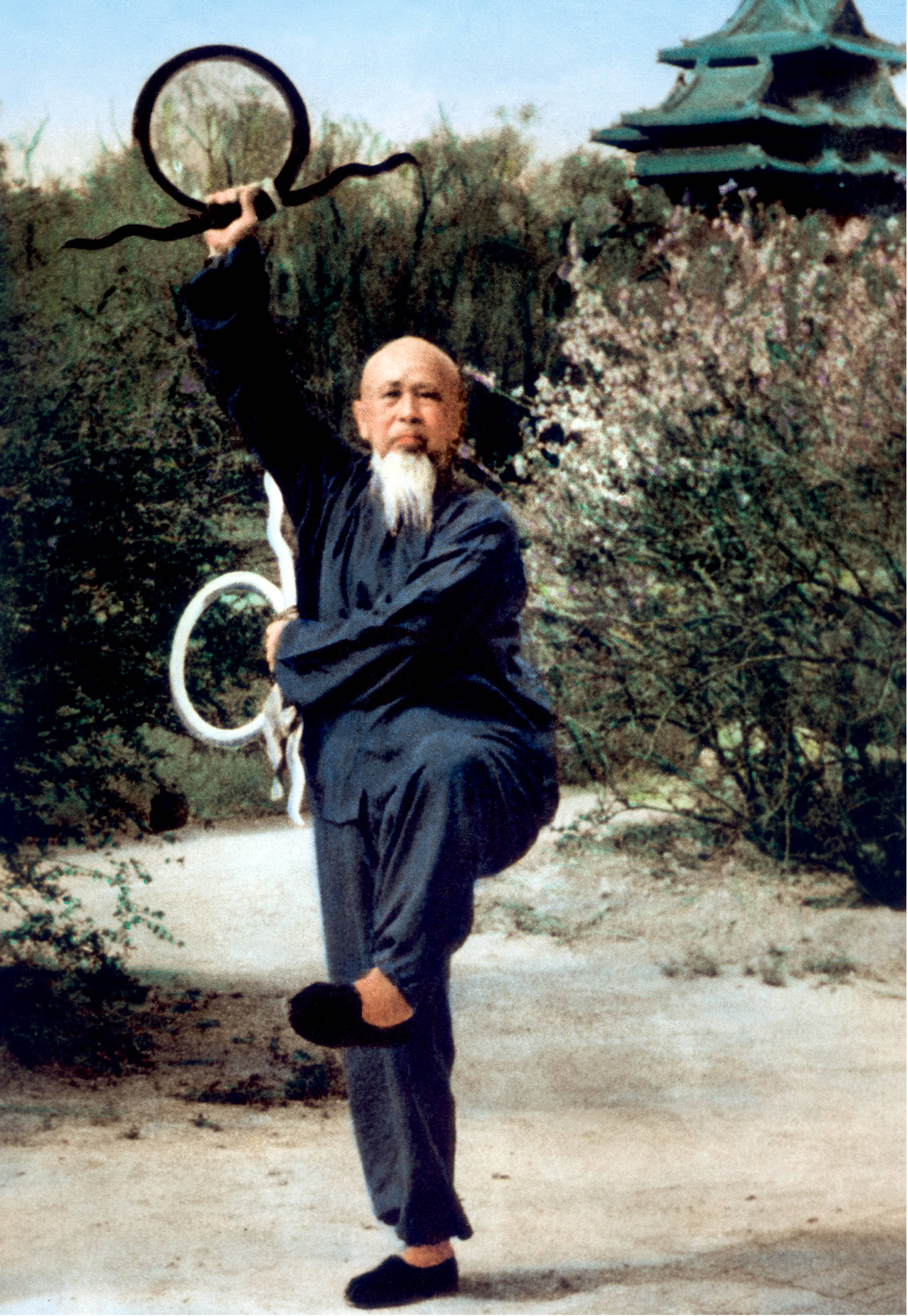 缅怀先贤光辉事迹继承优秀武学思想记尚武爱国为民族奉献的武术家