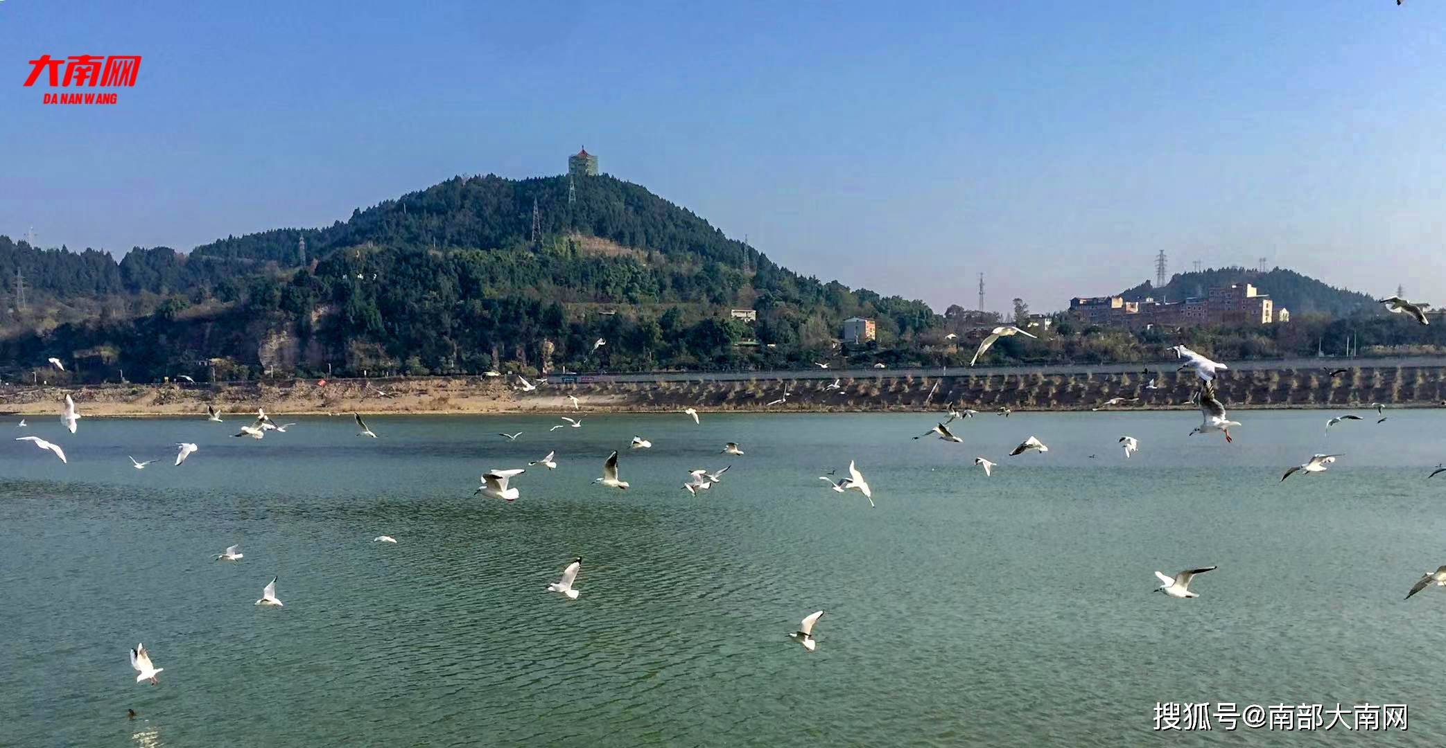 四川南充:南部县嘉陵江红岩子湖