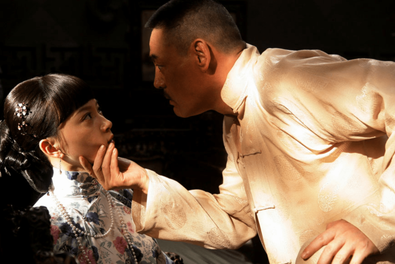 《铁梨花》一个女人的传奇命运_陈数_凤儿_人物