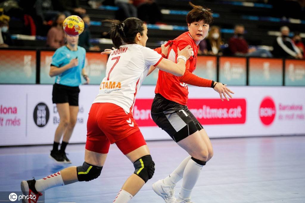 2021年女子手球世锦赛:韩国 31-29 突尼斯