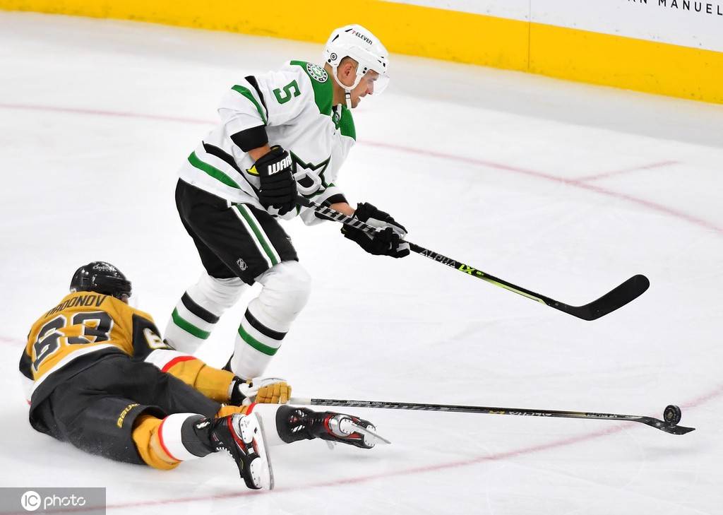 21/22赛季NHL常规赛：达拉斯星4-5维加斯金骑士_拉斯维加斯_Stars_美国