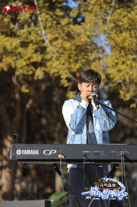 合唱|李健深情告别《一路唱响》 探宝团与宝藏音乐人合唱《朋友》