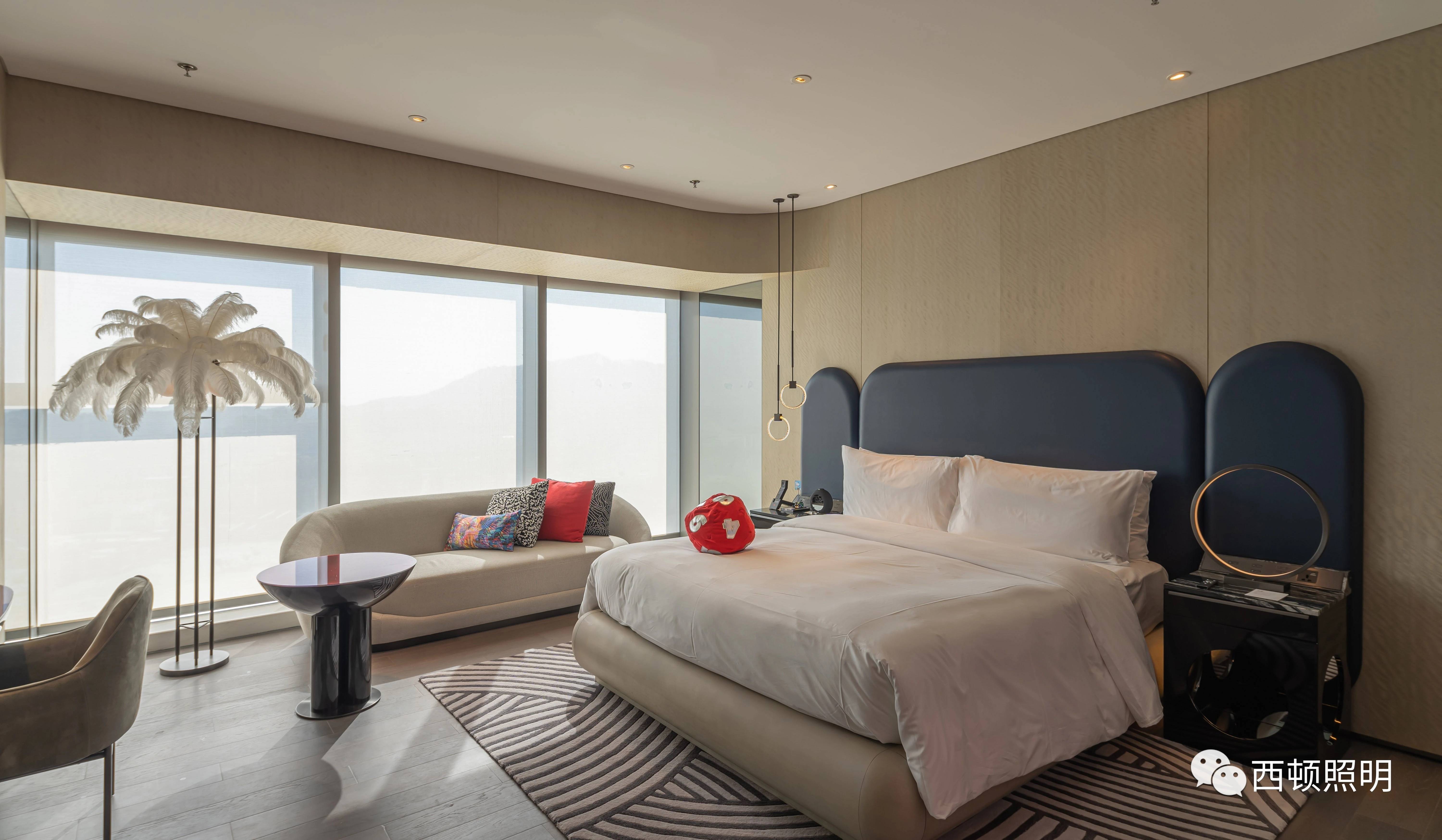 和西西一起探索海上花园中的w酒店