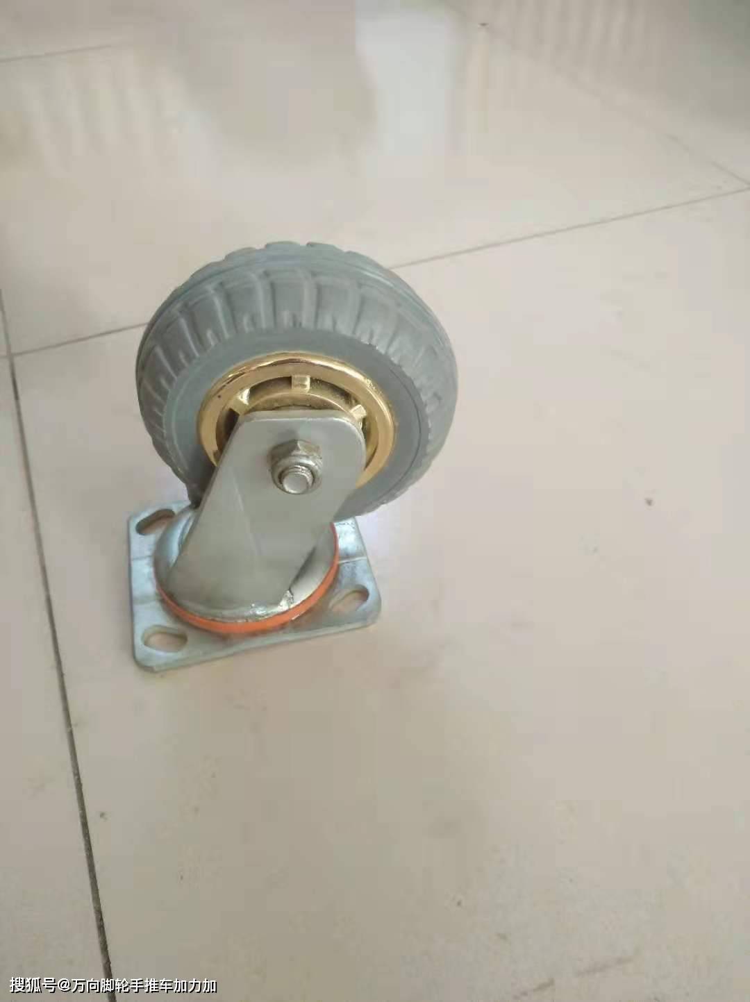 手推车4寸聚氨酯万向轮次坞手推车4寸聚氨酯万向轮怎么安装