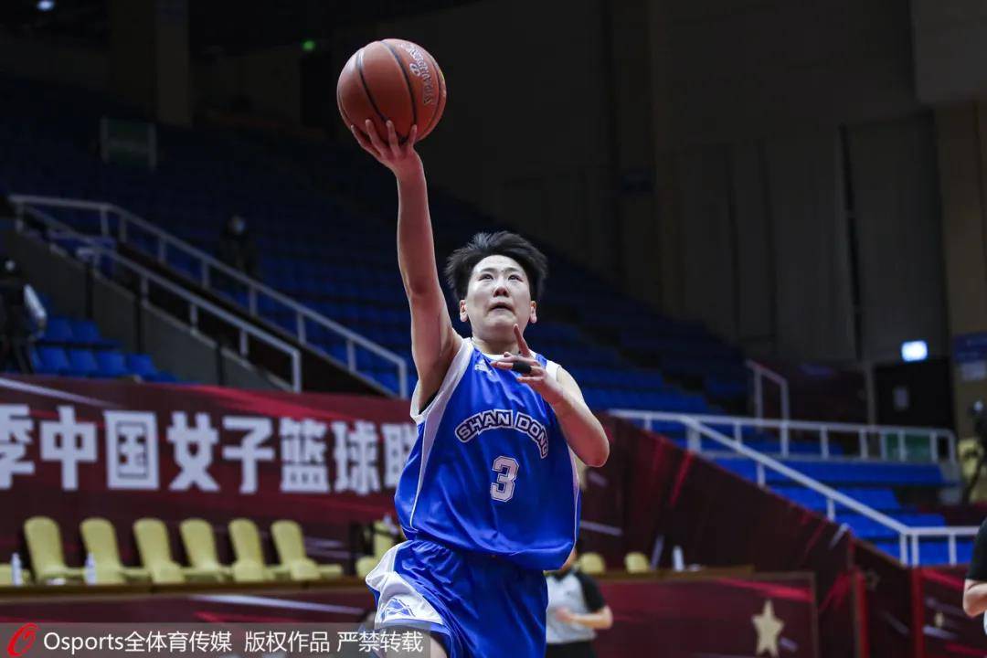 WCBA|WCBA最后一轮山东轻取辽宁，15胜12负排名第三，季后赛首轮轮空