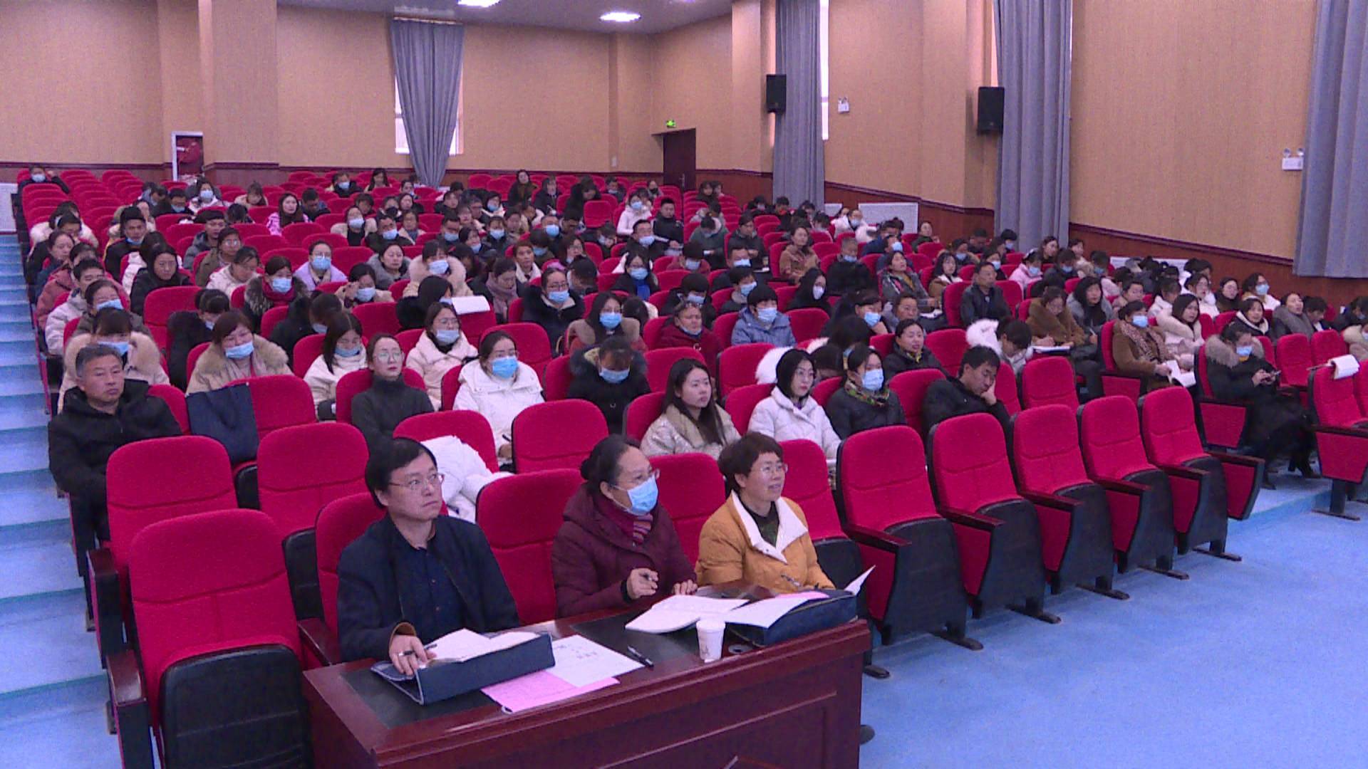 活动|菏泽市教育科学研究院小学教研室各学科专家赴定陶区小学开展听评课指导活动