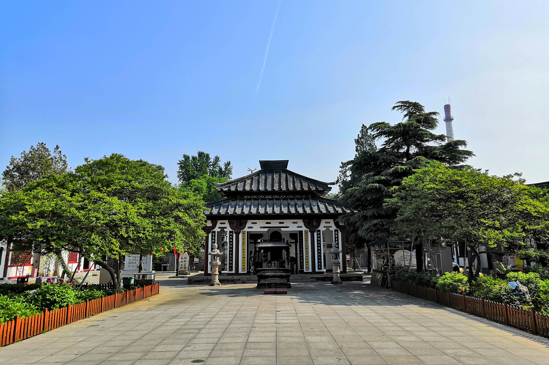 南阳张仲景博物院医圣祠