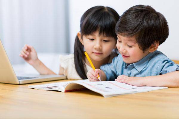 怎么教育孩子不乱买玩具 b2f523fd8d464b50bd8c32225f5d7a29.jpeg