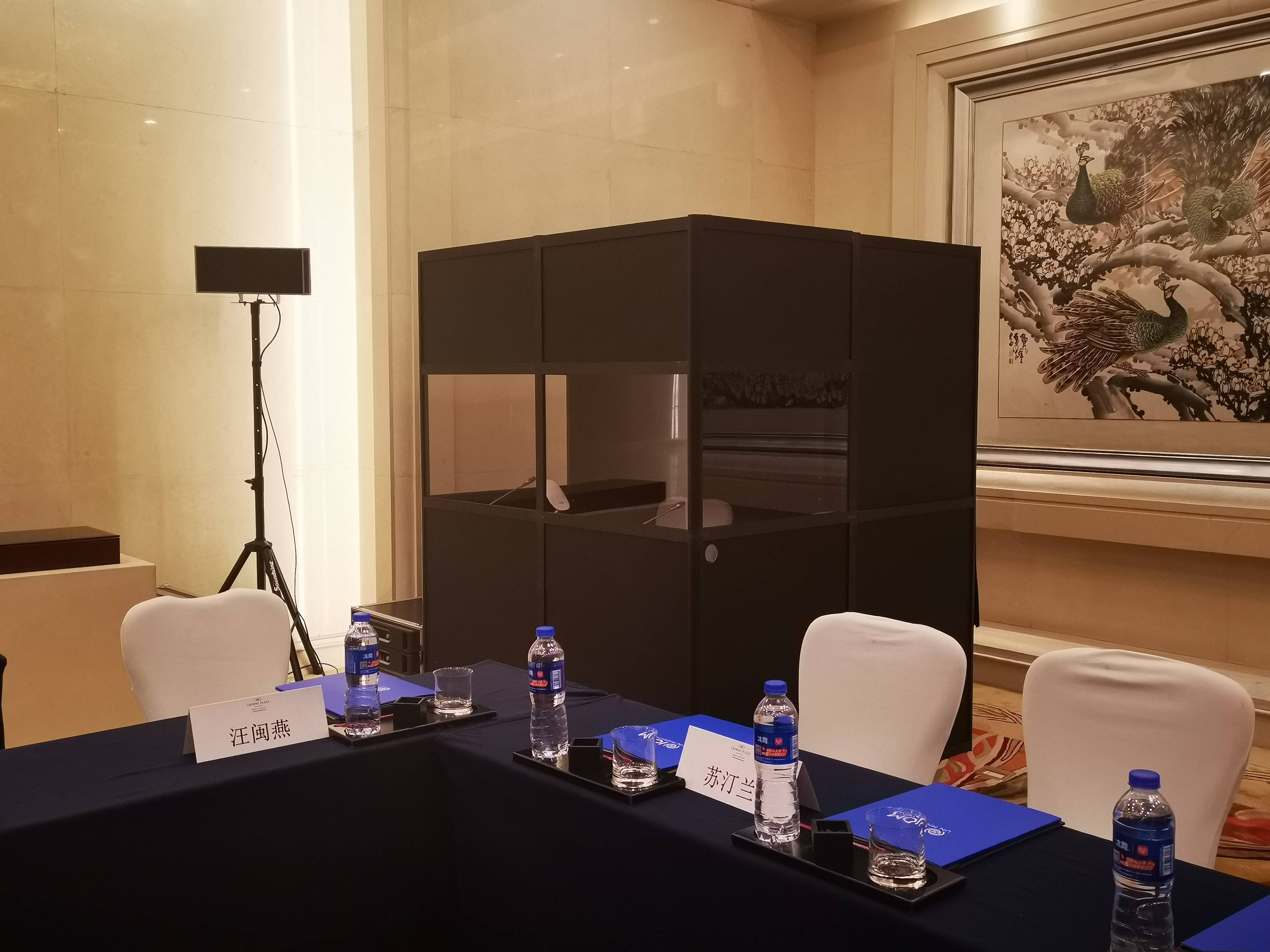 博世同传设备翻译间的标准及翻译间的作用是什么_会场_隔音_房子