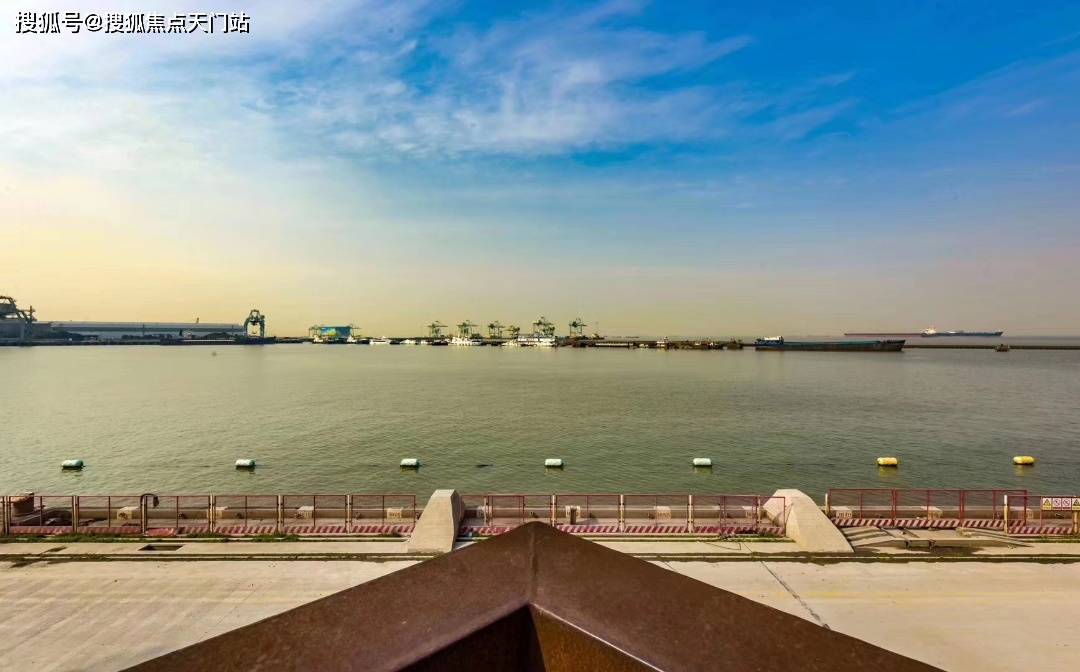 宝山上海长滩三期明东苑